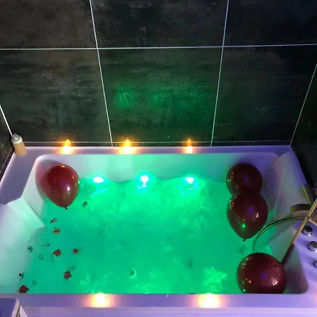 شقة فندقية Malt&spa Jacuzzi Privatif Saint-Germain (Isere)